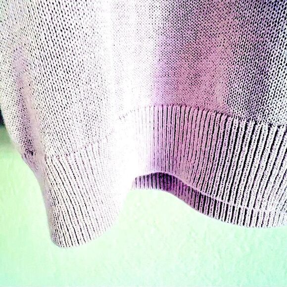 Revolve Majorelle Petunia Pastel Purple/Lilac Crop Sweater NWOT Small - Picture 11 of 15